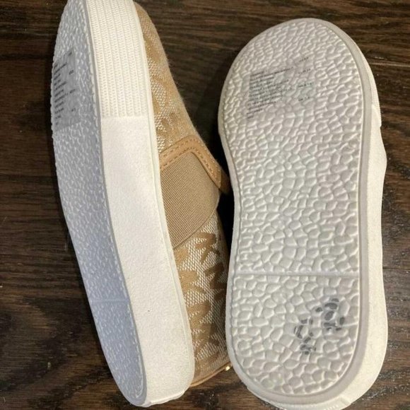 MICHAEL KORS SIZE 8 TODDLER SHOES - Picture 3 of 5
